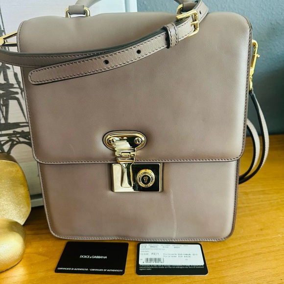 Dolce & Gabbana Clean Taupe Vitello Calf Leather Top Handle Crossbody BB5575 - Picture 3 of 17